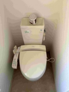 トイレ空間がすっきりするキャビネット付リフォレ 世田谷区U様邸 トイレ空間がすっきりするキャビネット付リフォレ 世田谷区U様邸